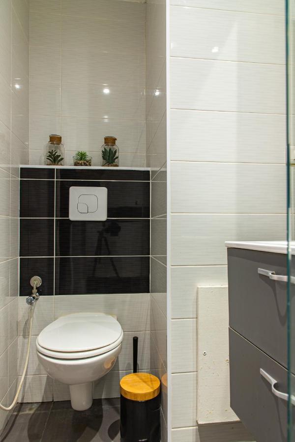 Le Victorieux - Appart 2 Pieces -Proche Paris Клиши Экстерьер фото